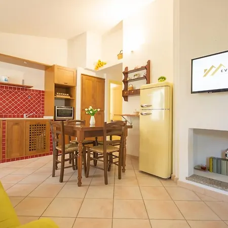 Casa Elvira 150m From The Sea, Veranda-parking-bbq *